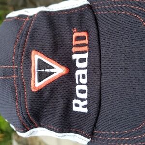 ROAD ID / HEADSWEATS Adjustable Cap / Moisture-Wicking Tri Run Bike Swim - NWOT